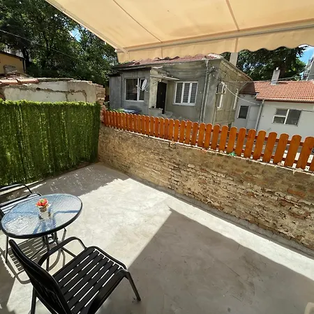 게스트하우스 Sveji Garden